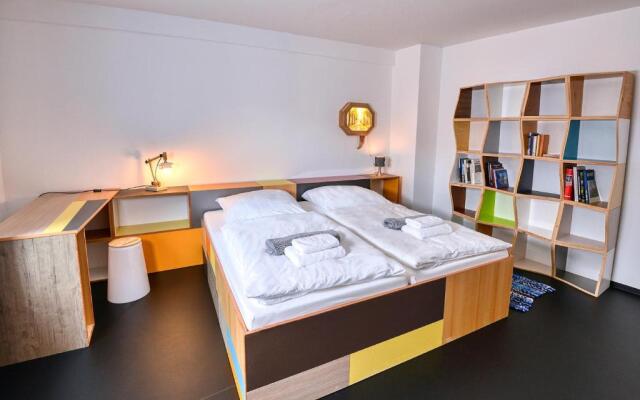 Hostel am Niederfeldsee