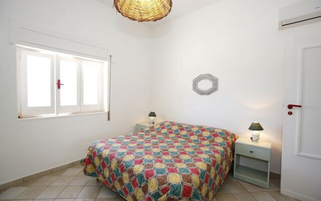 House With 2 Bedrooms in San Vito dei Normanni, With Enclosed Garden -