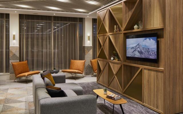 Courtyard by Marriott London City Airport