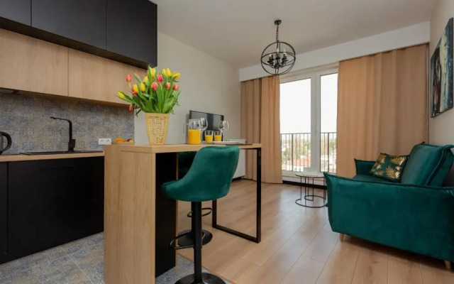 Home Factory Estate Praga Kotsisa by Renters