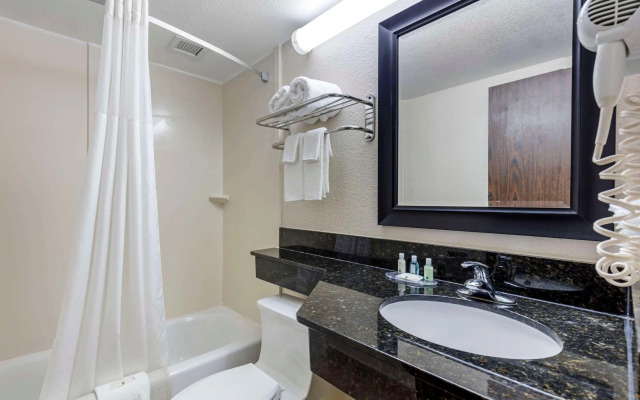Quality Inn Downtown Stuart