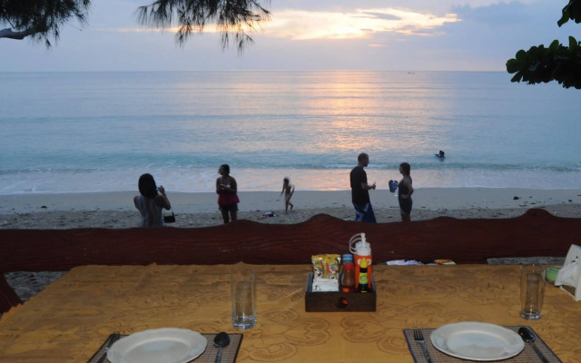 Lanta Riviera Resort  (SHA Extra Plus)