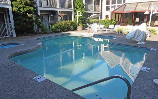 Clarion Inn