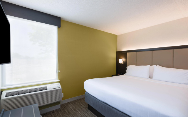 Holiday Inn Express Ramsey-Mahwah, an IHG Hotel