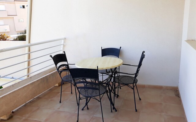 Apartamentos Alcala Blau 3000