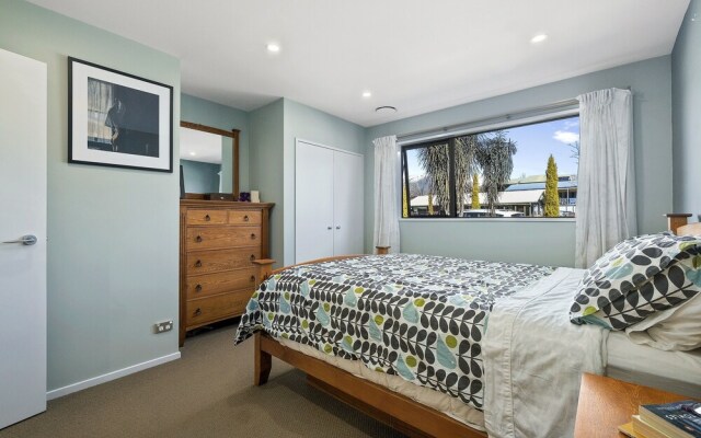 Arrowtown Escape