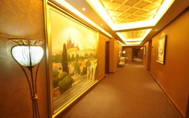 Luoyang Bohemia Hotel