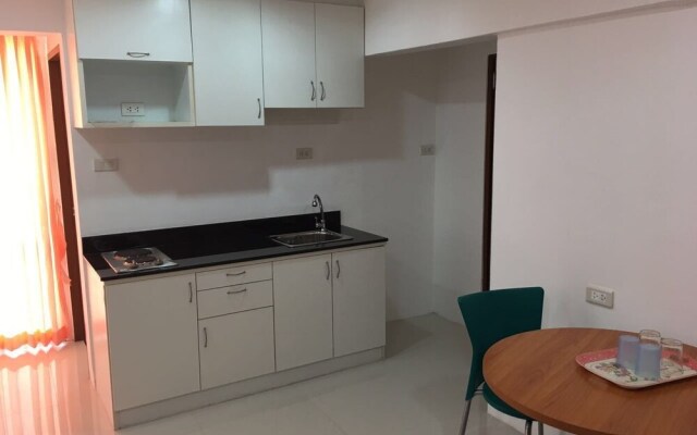 Siam Park Service Apartment