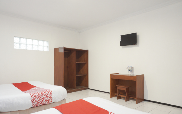 OYO 206 Hotel Candra Kirana