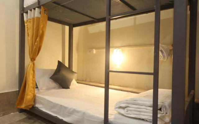 Perfectstayz AIIMS near Aiims Hospital