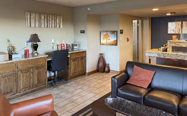 Quality Inn Clinton North