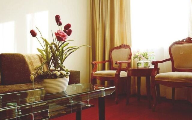 GreenTree Inn Jingdezhen Square North Road Express Hotel