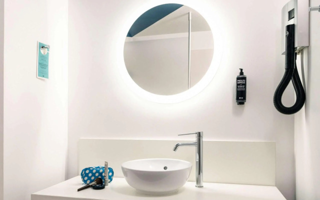 ibis Styles Toulon Centre Port