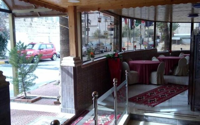 Jerusalem Doors Hotel Apartments