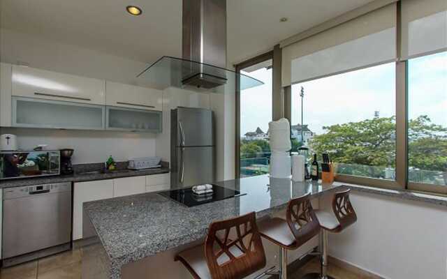 DOCA 203 by Tripintravel