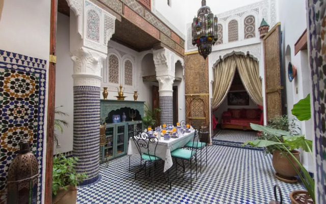 Riad Sanaa Rose