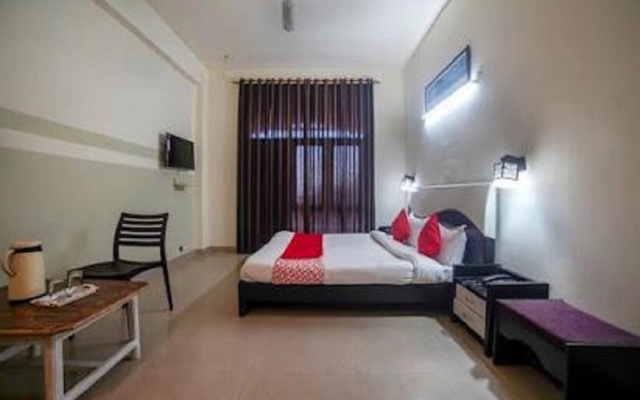 Montana Crowne Residency
