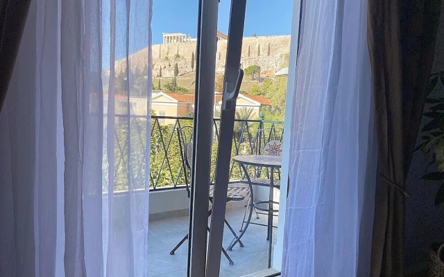 Check Point - Acropolis View B