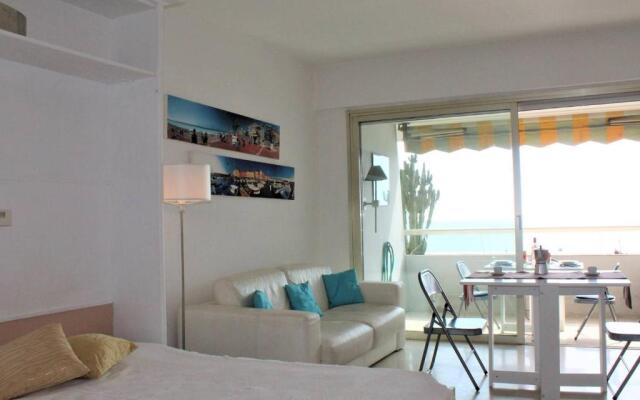 Appartement Villeneuve-Loubet, 1 pièce, 4 personnes - FR-1-252A-17