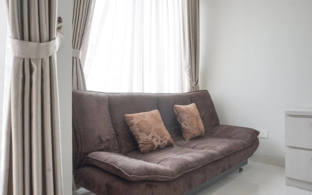 Fully Furnished And Cozy Studio At Green Sedayu Apartment