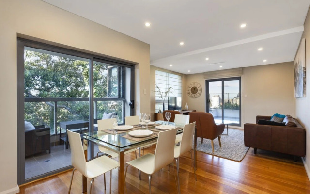 North Sydney Fully Self-Contained-16 Wal