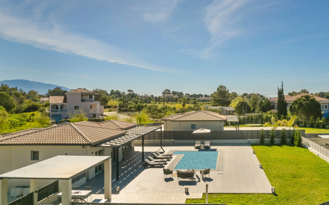 Al Mare Villas