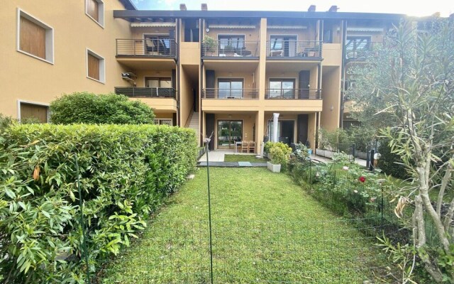 Inviting apartment in Giarole with garden