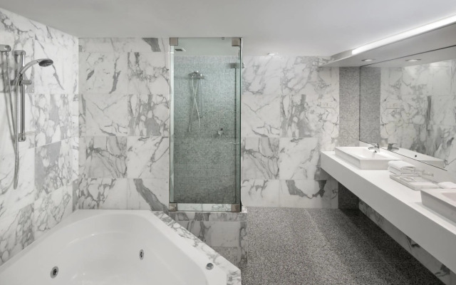 The Sydney Boulevard Hotel