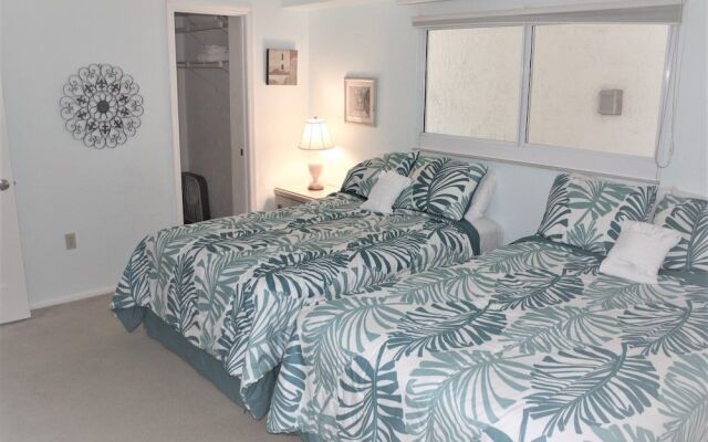 Jamaica Royale 304 - 2 Br Condo