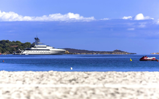 Colonna Beach Hotel Marinella