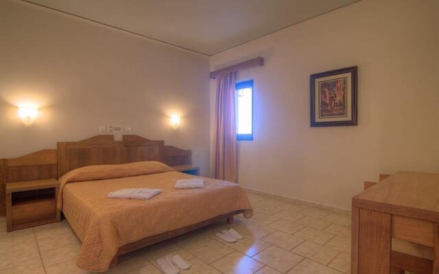 Solimar Aquamarine Resort