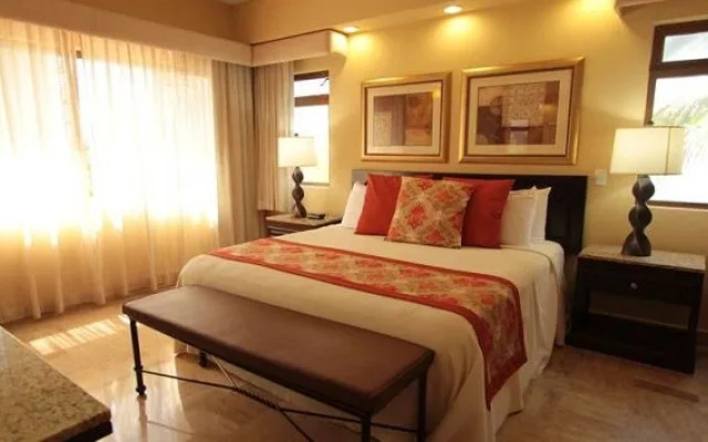 Torres Mazatlan Condominiums