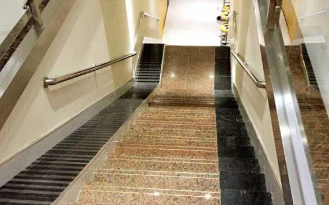 Aijia Express Hotel(Shenzhen Huaqiang South Science Museum Metro Station)