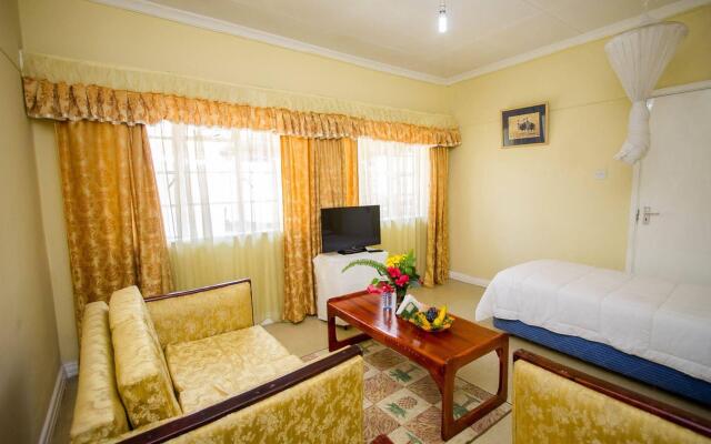 Benliza Guest House - Adults Only