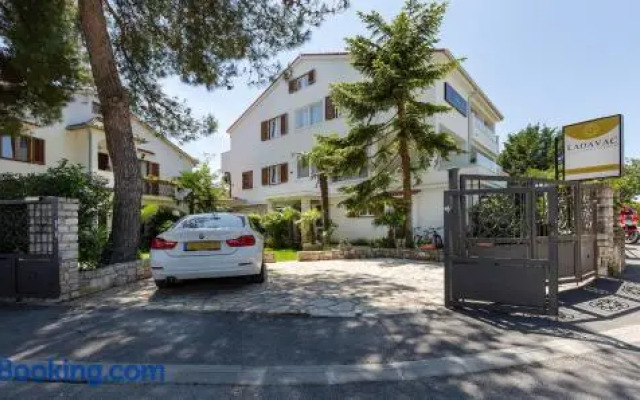 Villa Ladavac B&B