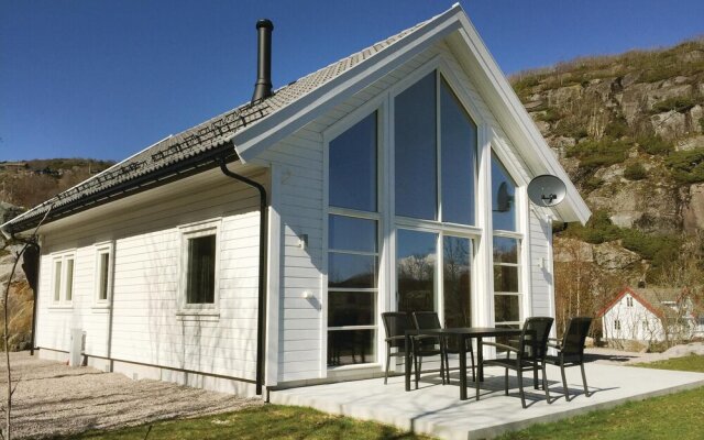 Nice Home in Lyngdal With 4 Bedrooms