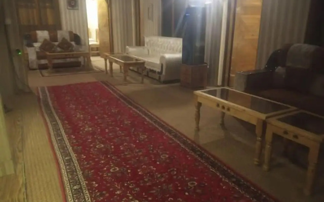 Dumani Inn Hotel And Restaurant