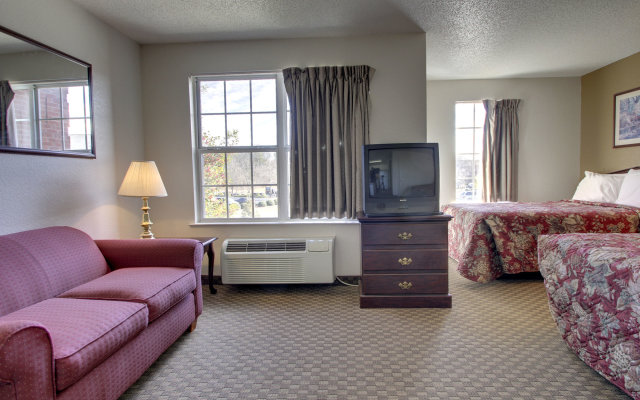 InTown Suites Extended Stay Greensboro NC - Airport