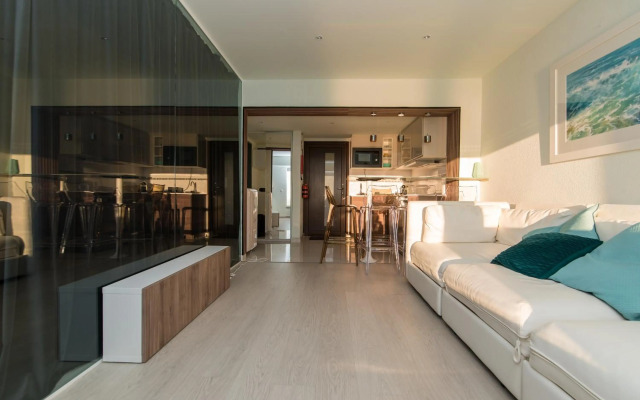 Turquoise Turtle Apartment - with seaview and A/C