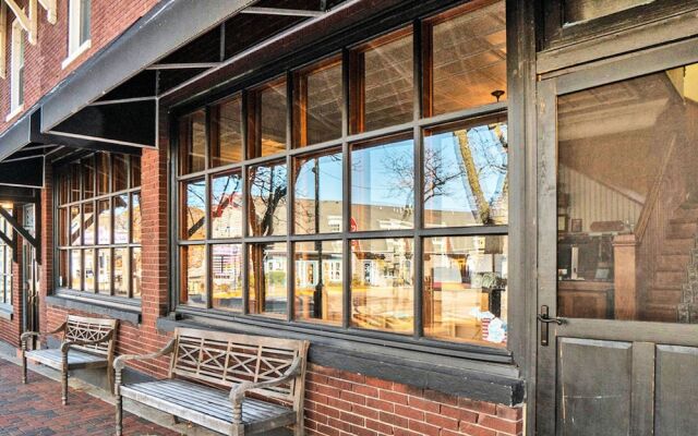 Historic Hotel Nichols