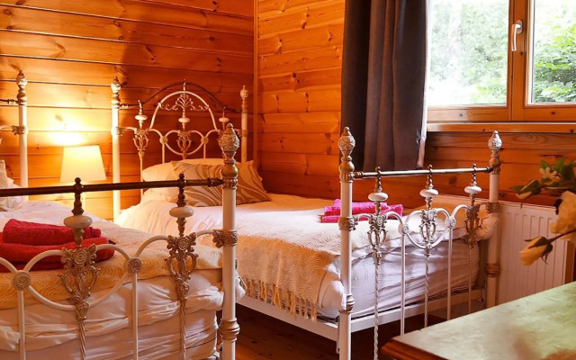 Edw Lodge