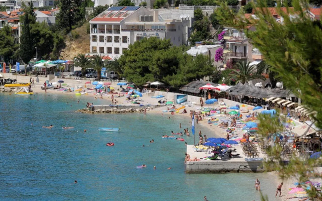 Apartments by the sea Podgora, Makarska - 2604