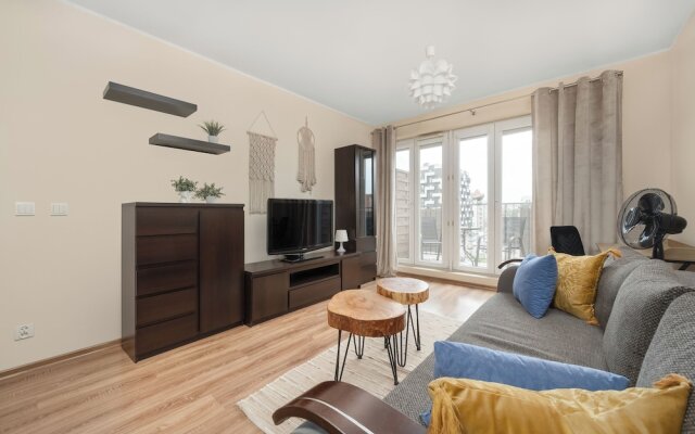 Wroclaw Apartment With Bathub by Renters