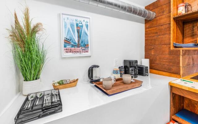 1BR Tranquil Haven in Beacon Hill