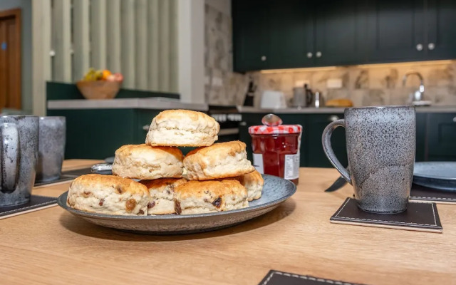 Watermouth Castle, Bassett Apartment