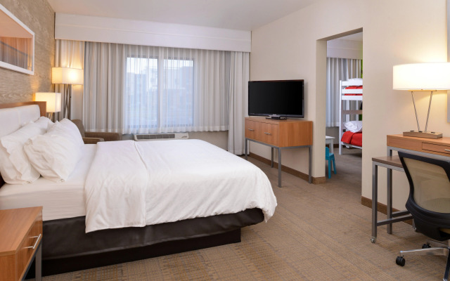 Holiday Inn Express & Suites Pocatello by IHG