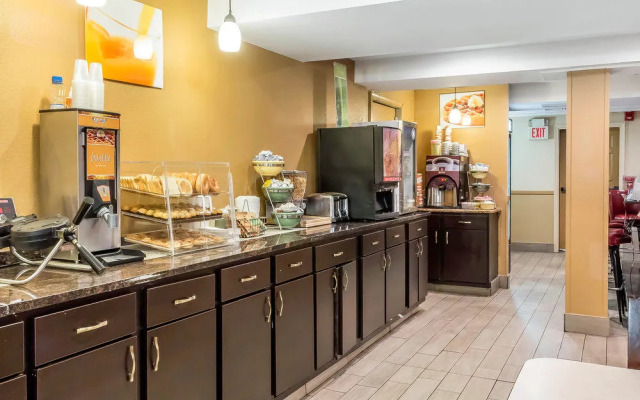 Quality Inn Philadelphia Airport