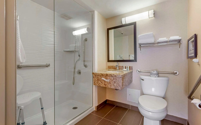 Quality Inn Peterborough