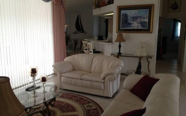 Dream View Rotonda West, Stunning Home is Fantastic Location