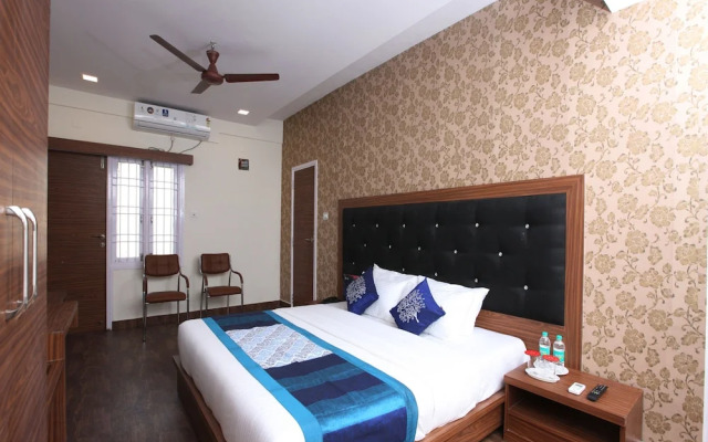 Capital O 14043 Hotel Star Holiday